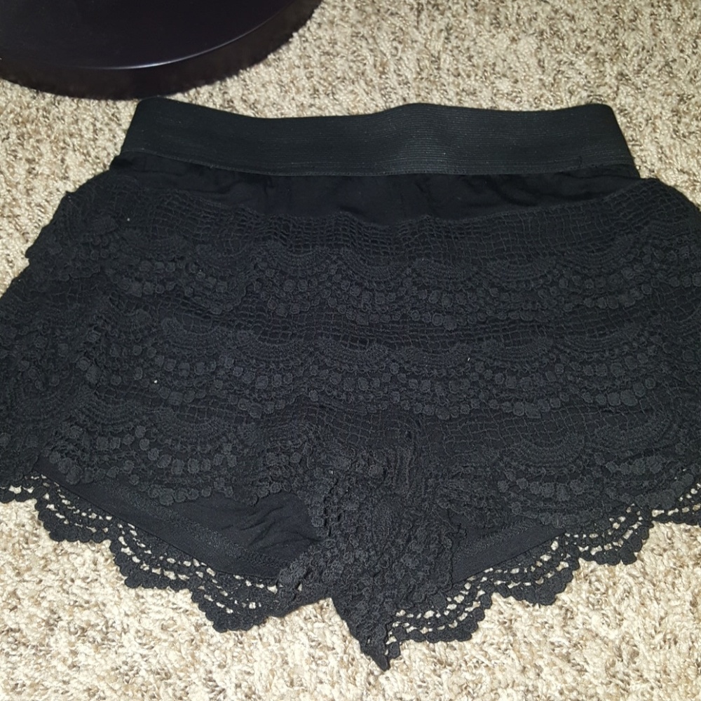 Black Dress-Shorts